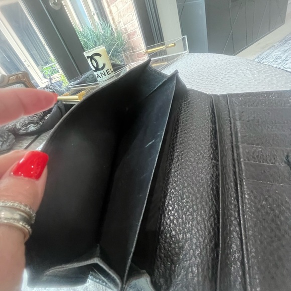 Gucci Black and Gold Leather Horse-bit Wallet - Picture 11 of 13